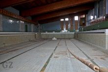 empty and dusty pool